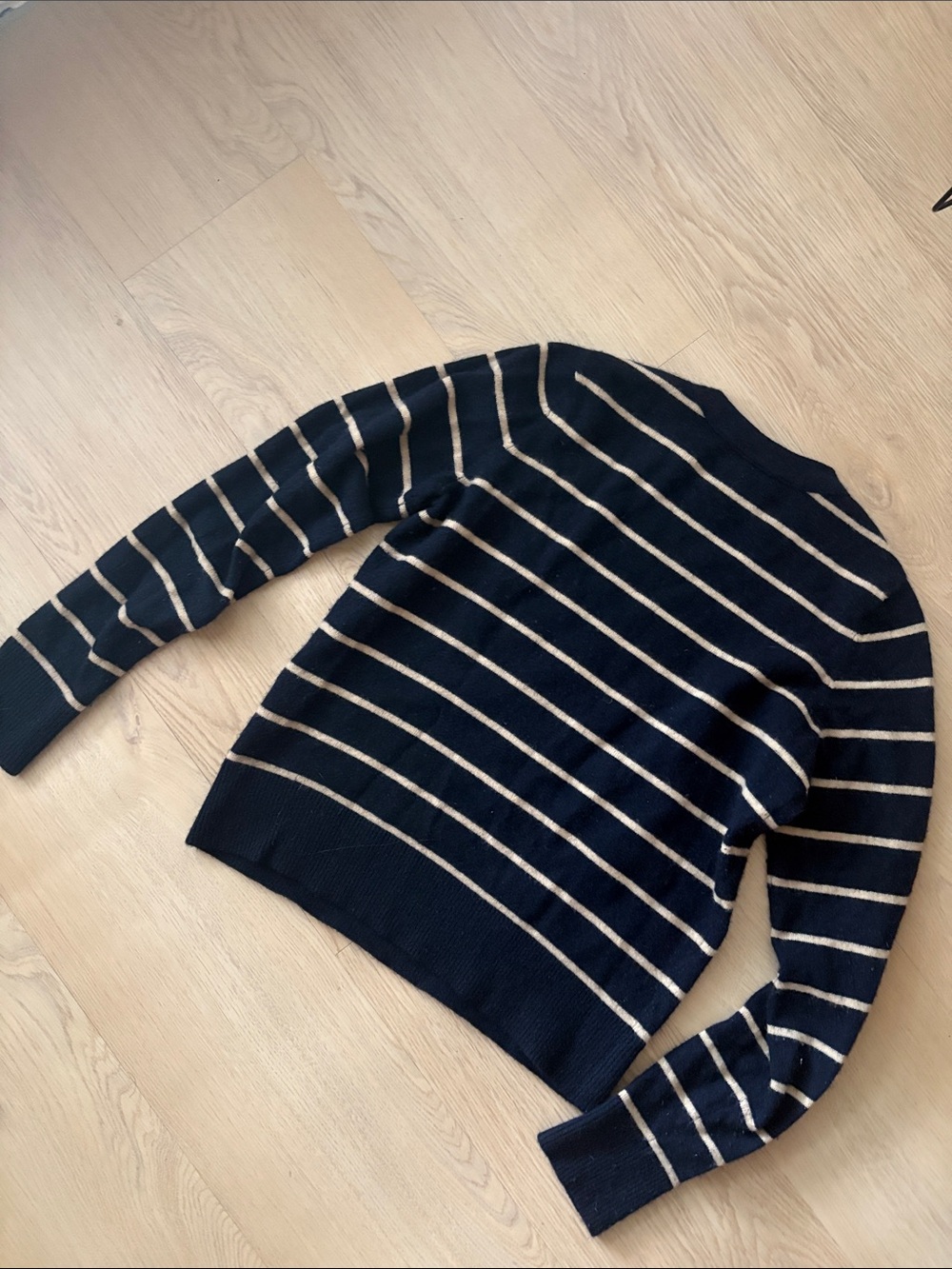 VINCE XS- cashmere Striped Overlay Crewneck Sweater - Navy and Cream - Picture 5 of 5